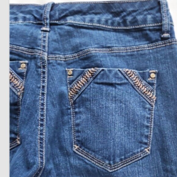 Gloria Vanderbilt Jeans Womens 4 Blue Denim Crop Slimming Effect Older Style Si - Picture 8 of 8